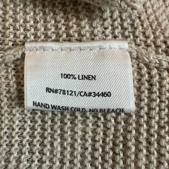 Eileen Fisher linen sweater vest features a v neck sleeveless  Size Large - Picture 9 of 10